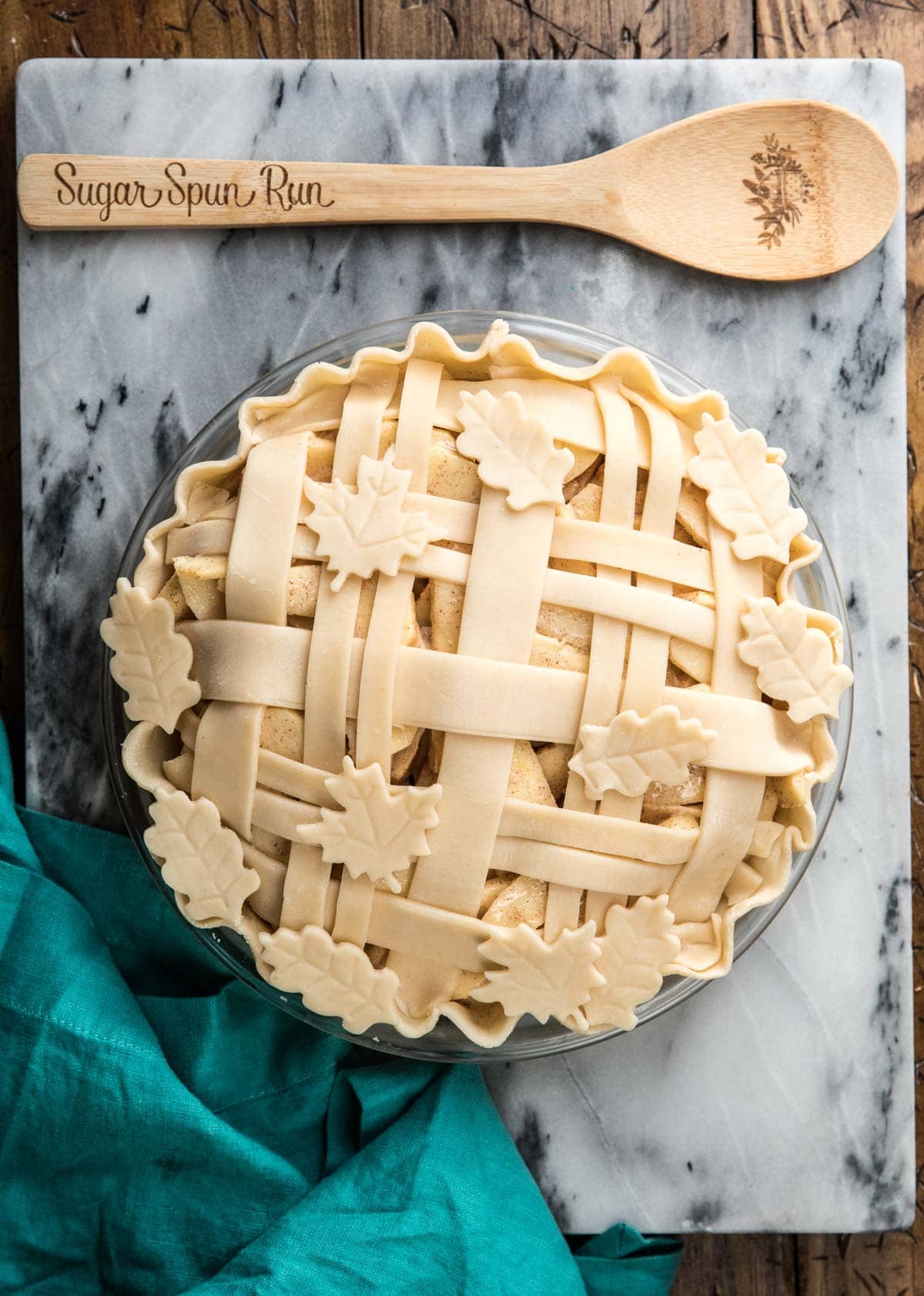 intricate lattice pie crust